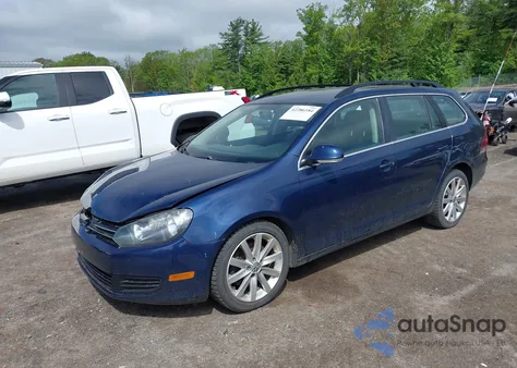 2013 Volkswagen Jetta Sportwagen 2.0L Tdi z USA, uszkodzony, nr VIN 3VWPL7AJ9DM637099